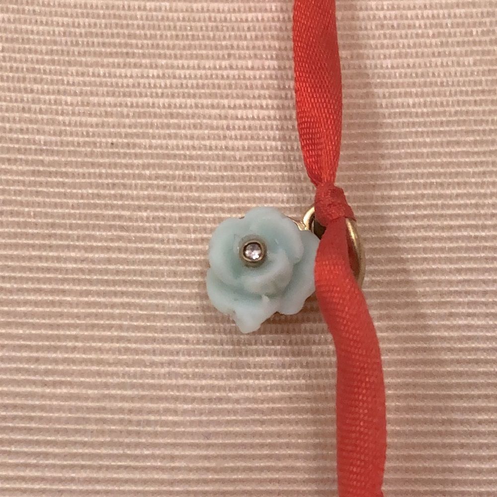 NWT Juicy Couture Ribbon Charm Necklace - Picture 7 of 14